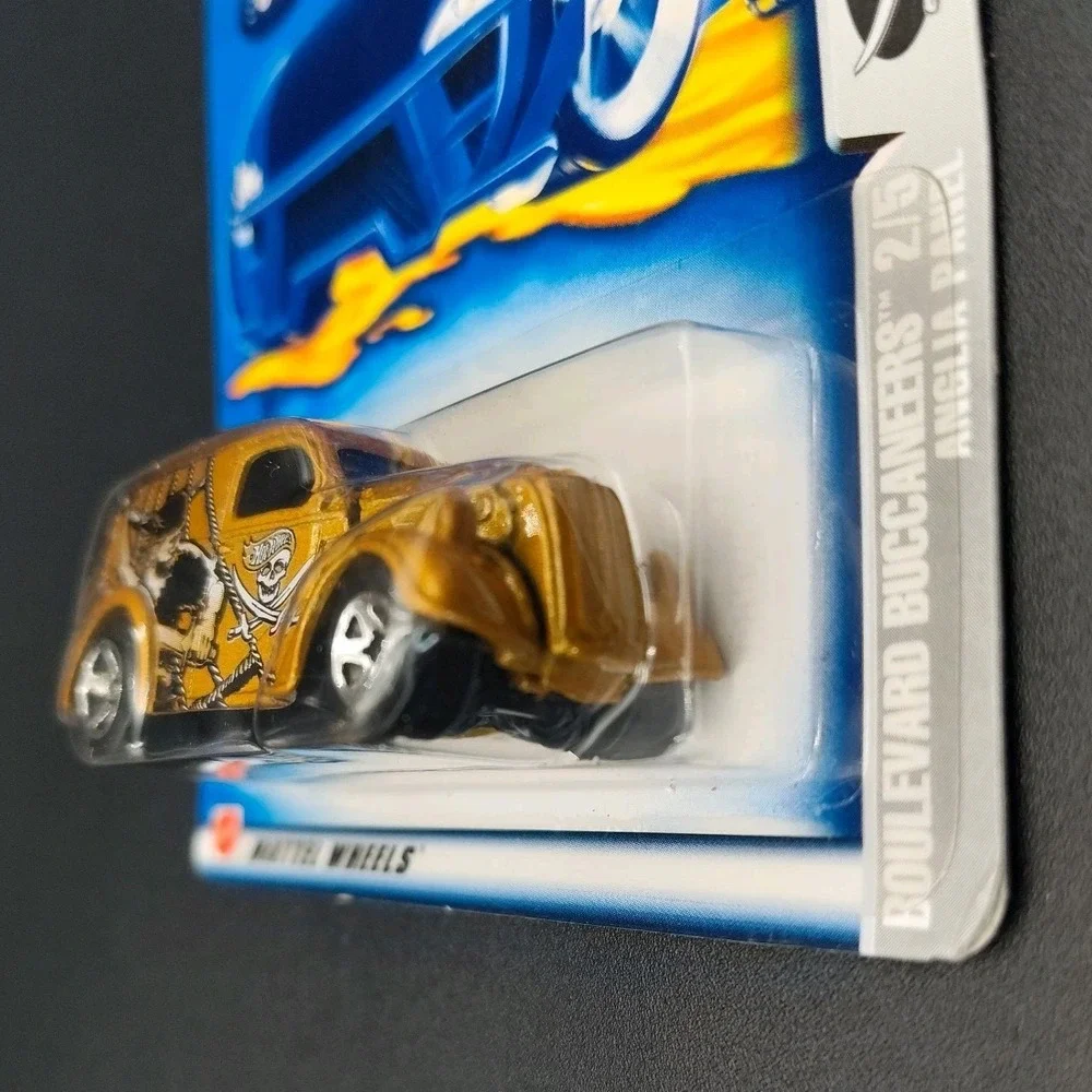 Hot Wheels Boulevard Buccaneers 2/5 #81 2003 Toy Car ANGLIA PANEL‎ BB19.2ON3354